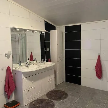 Familievennlig Fritidsbolig I Hjertet Av Fla, Perfekt For Besok I Bjorneparken Σπίτι διακοπών Flå