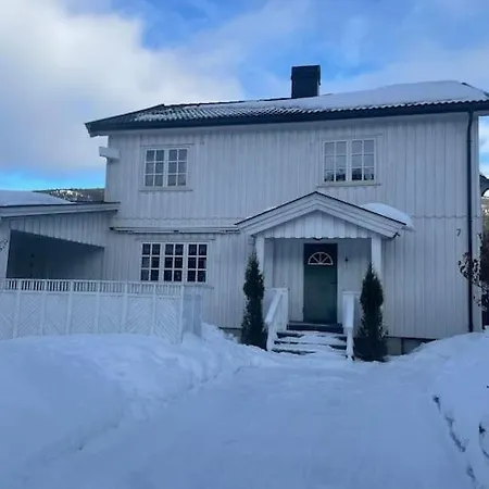 Familievennlig Fritidsbolig I Hjertet Av Fla, Perfekt For Besok I Bjorneparken Feriehus Flå