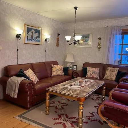 Familievennlig Fritidsbolig I Hjertet Av Fla, Perfekt For Besok I Bjorneparken *