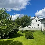 Semesterbostad Familievennlig Fritidsbolig I Hjertet Av Fla, Perfekt For Besok I Bjorneparken Flå
