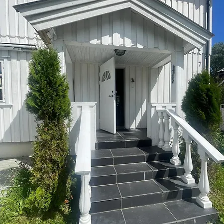 Casa de Férias Familievennlig Fritidsbolig I Hjertet Av Fla, Perfekt For Besok I Bjorneparken *